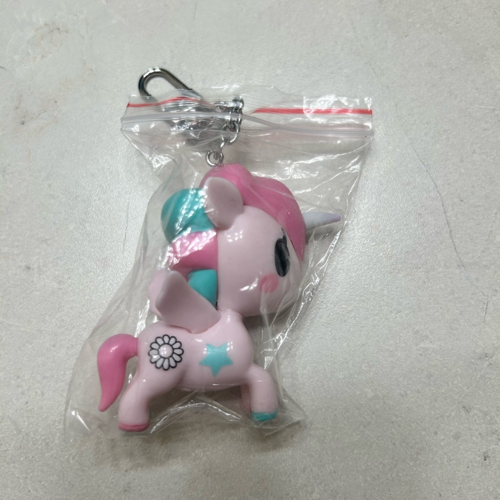 Assorted Tokidoki keychains - Picture 5 of 6